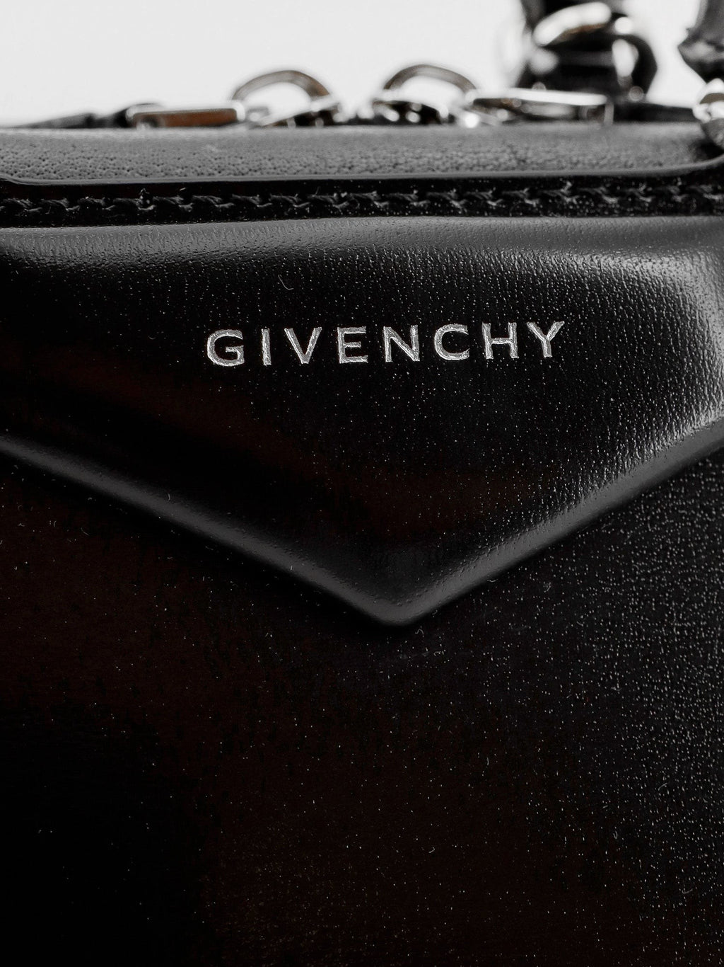 Givenchy Antigona East West Small leather shoulder bag