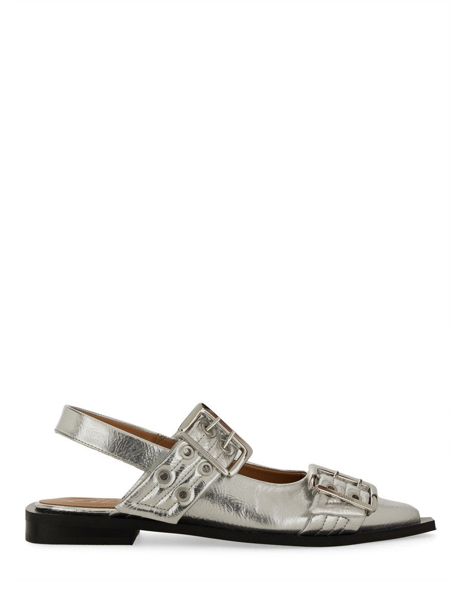ballerina-with-buckle