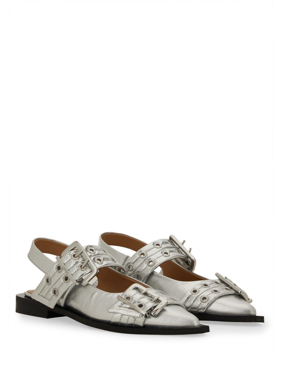 ballerina-with-buckle