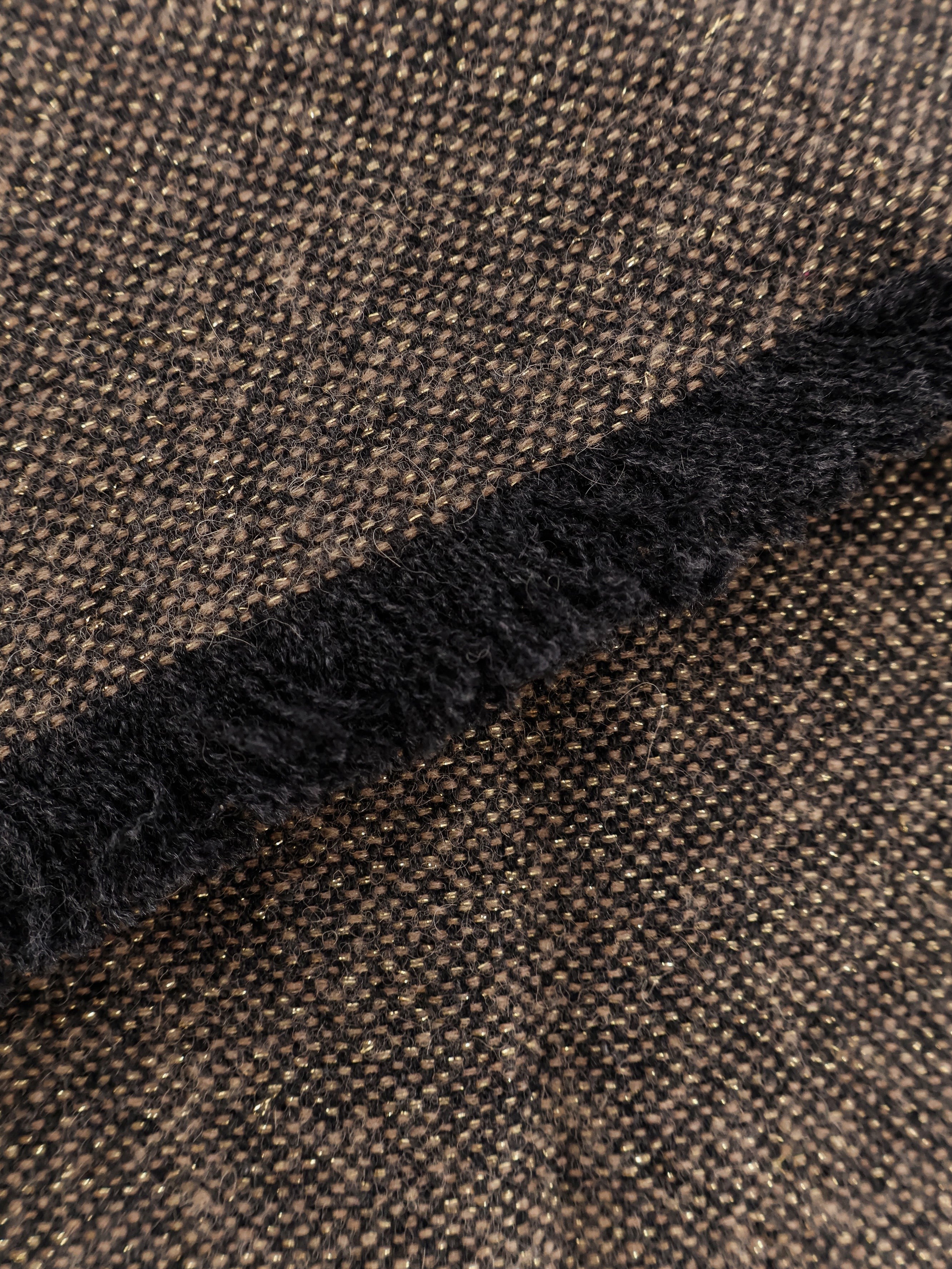 Brunello Cucinelli Cashmere blend scarf with lurex profiles