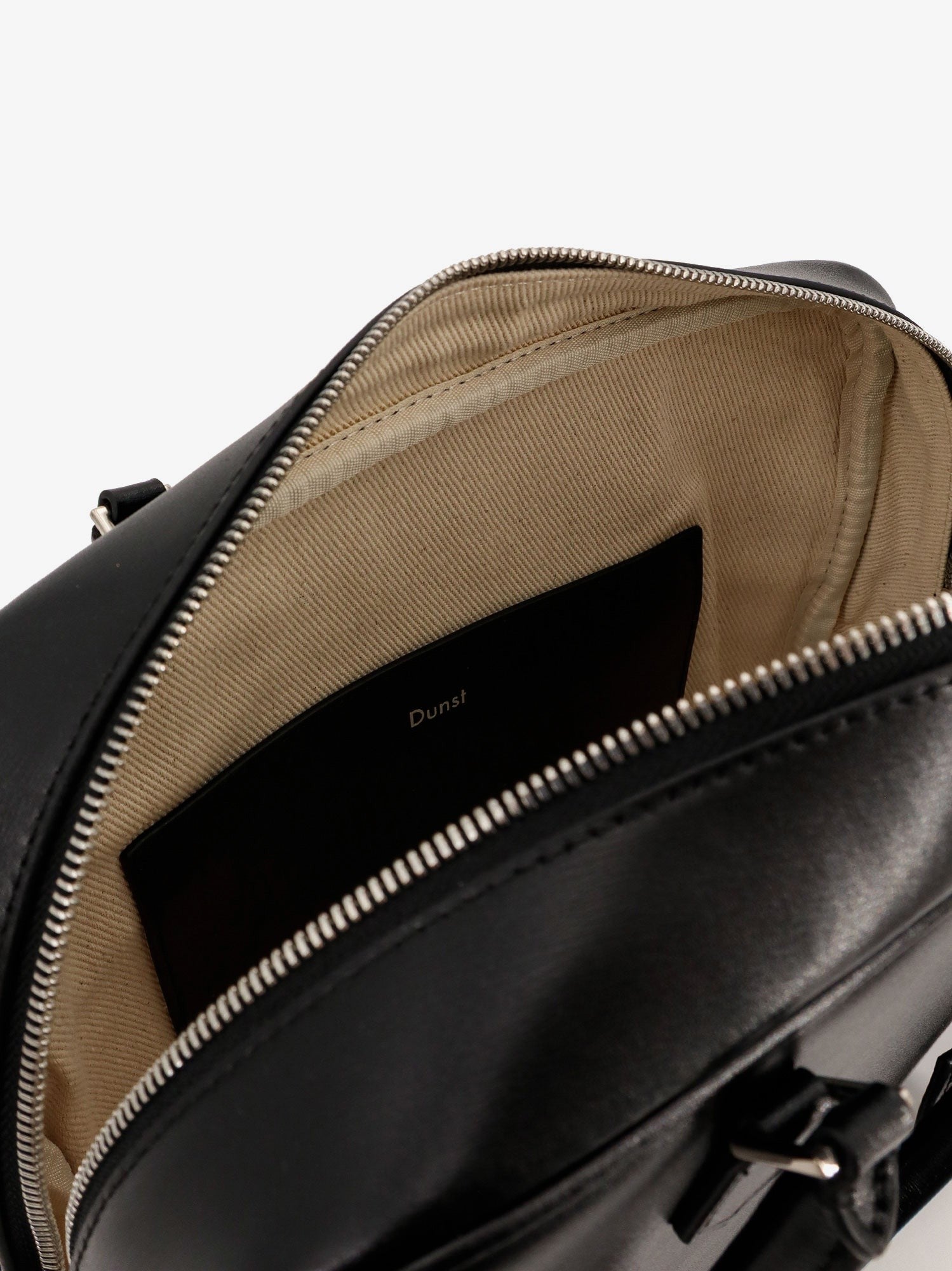 DUNST Classic leather bag