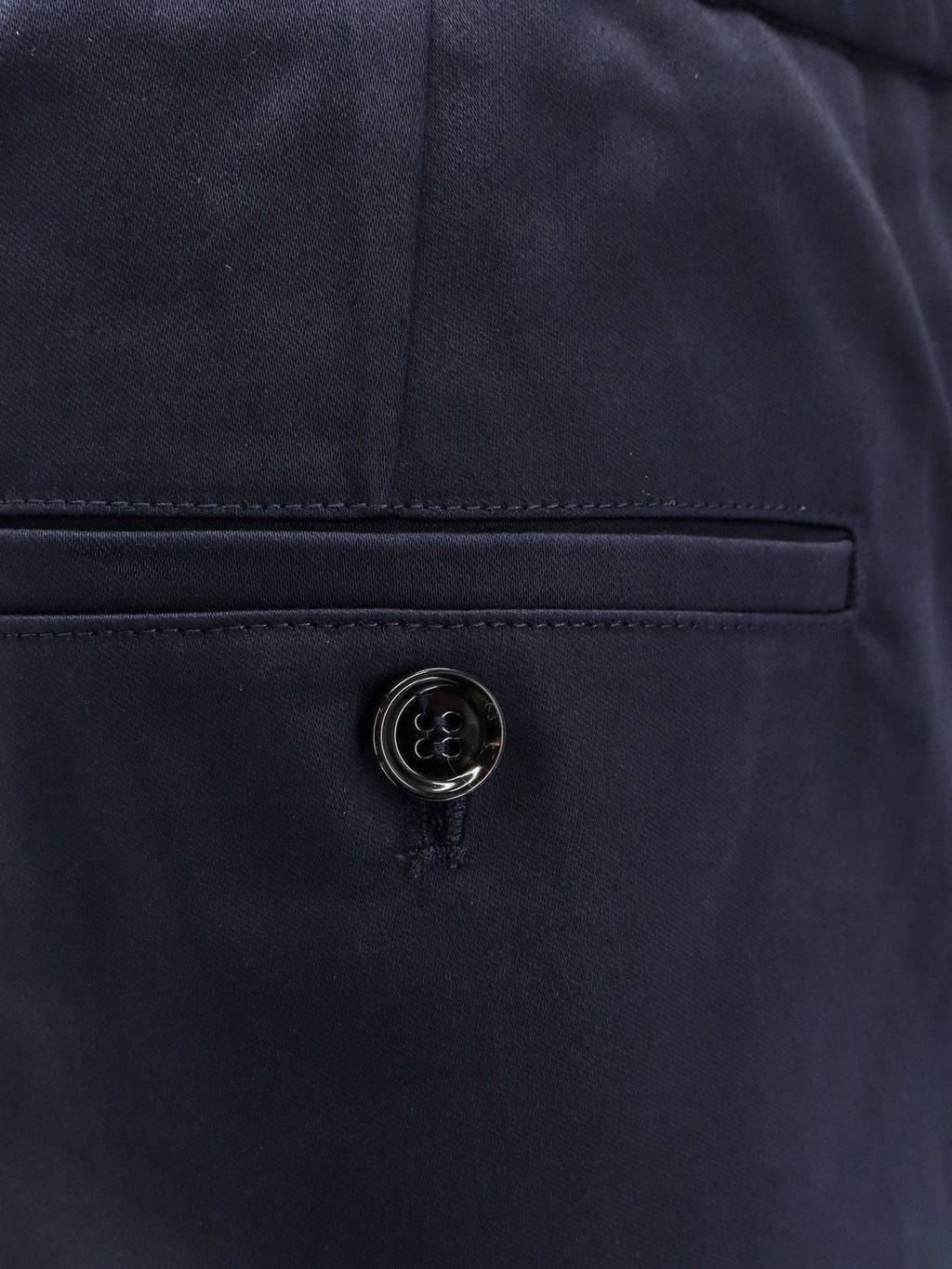 AMI PARIS Cotton bermuda shorts with elastic detail