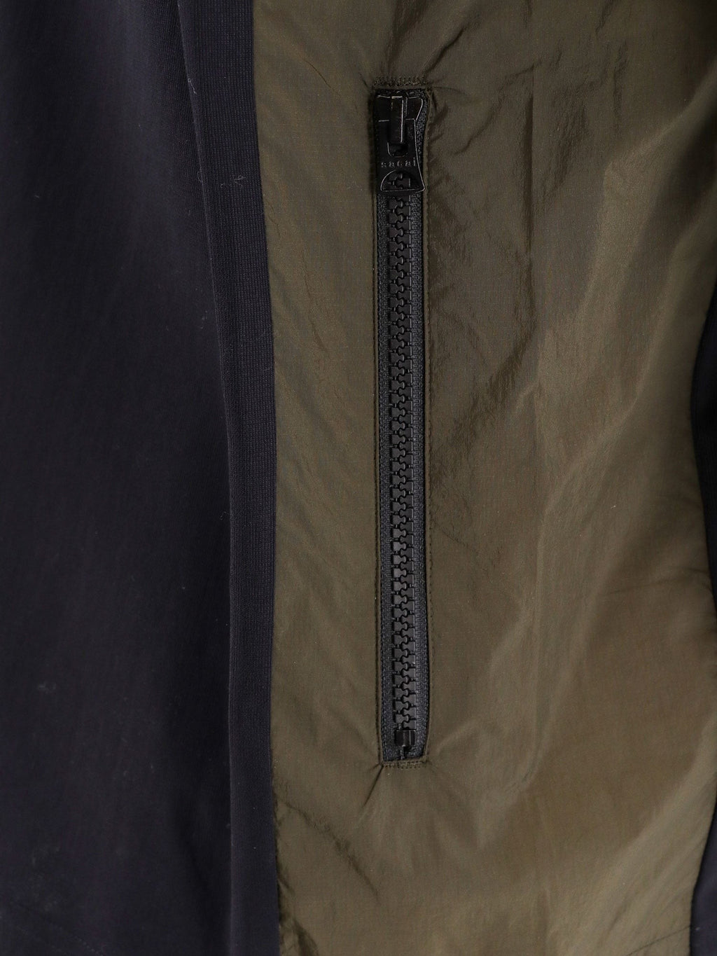 SACAI Cotton t-shirt with nylon inserts