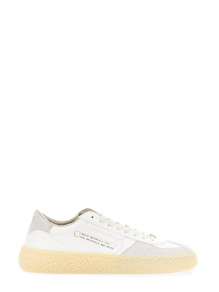 cream-sneaker