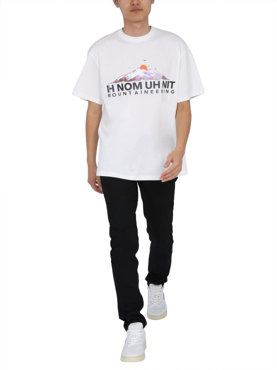 IH NOM UH NIT CREW NECK T-SHIRT