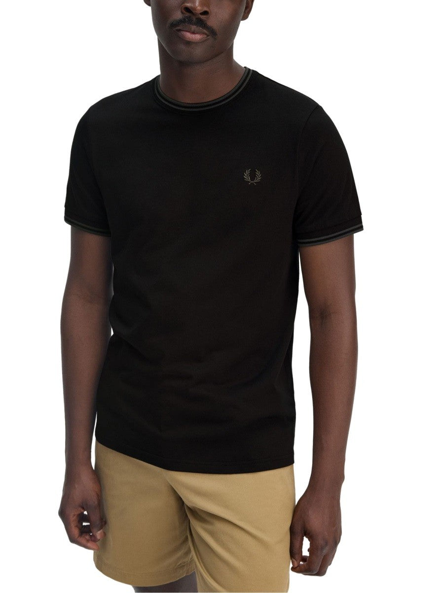 FRED PERRY DOUBLE STRIPE T-SHIRT