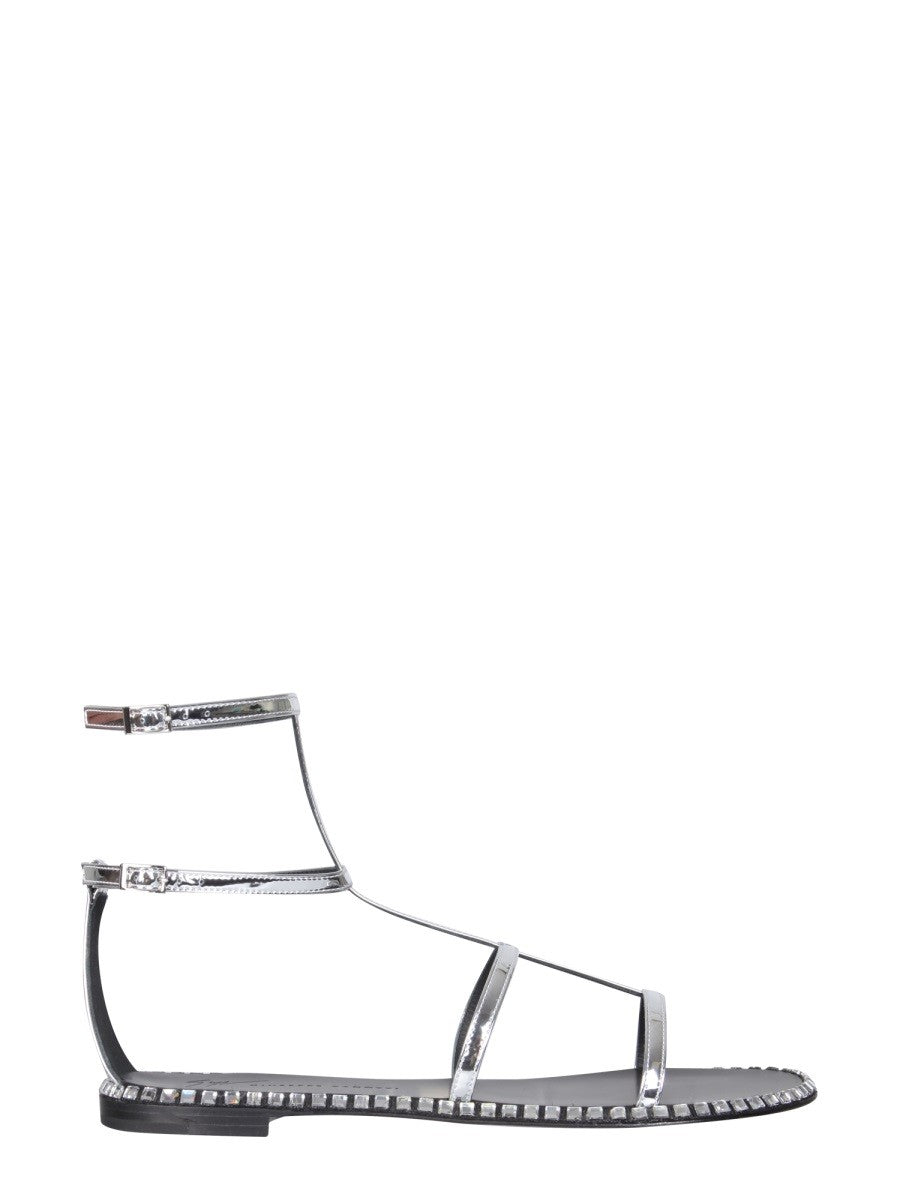 flat-gladiator-sandals