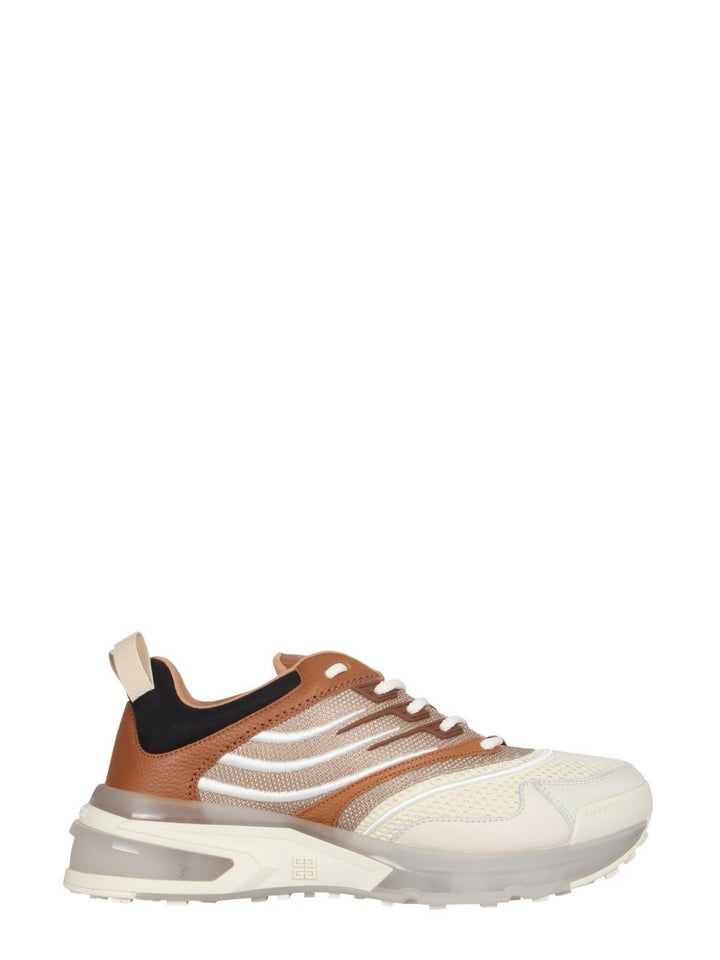 Givenchy GIV 1 RUNNER SNEAKERS
