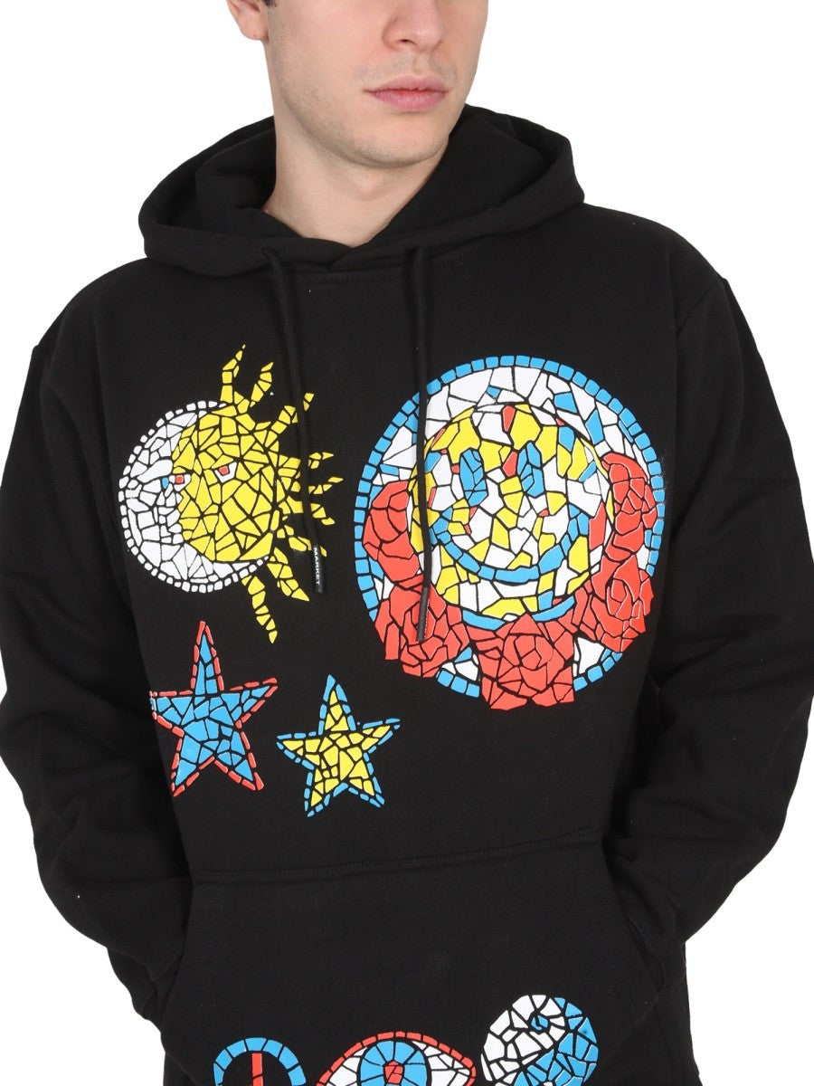 MARKET HAND DRAWN VARSITY SWEATSHIRT