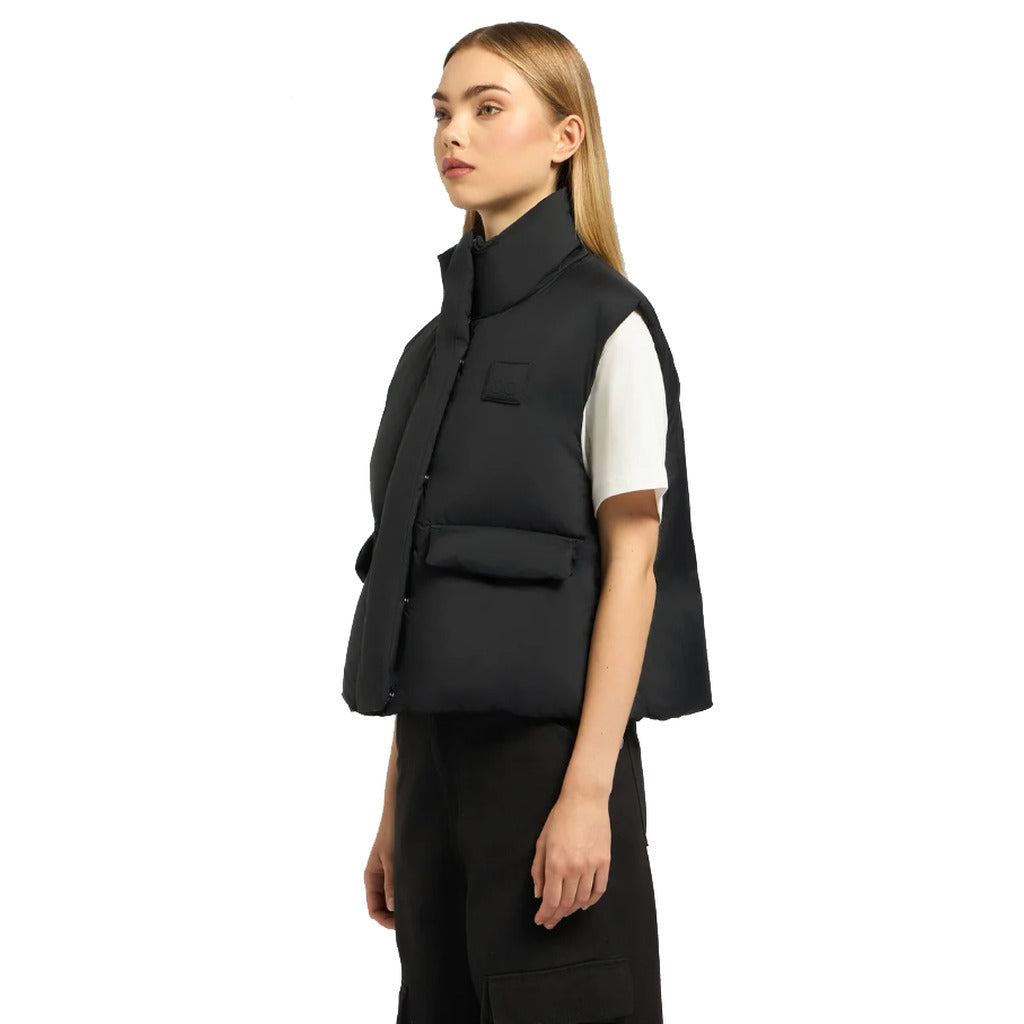 Moose Knuckles Nylon Duvet Katrina Vest — view 3