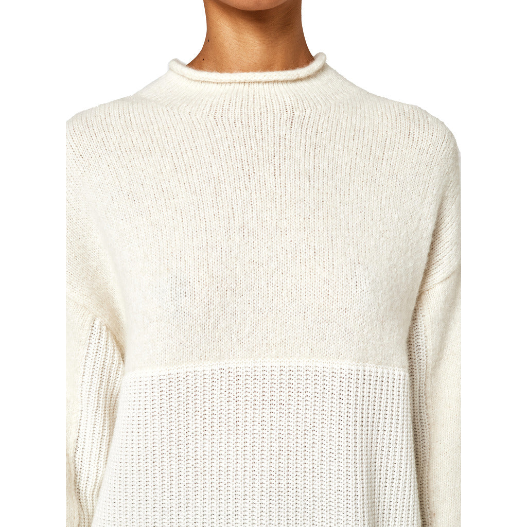 Alpha Studio Wool Sweater Over Match Yarn — view 3