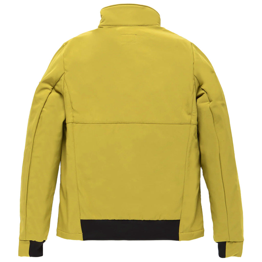 Refrigiwear Fabric, The Slightly Stretch Composition And The Green — view 2
