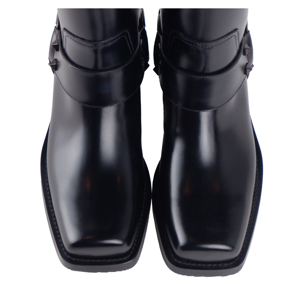 Valentino Garavani Calfskin Boots Black — view 4