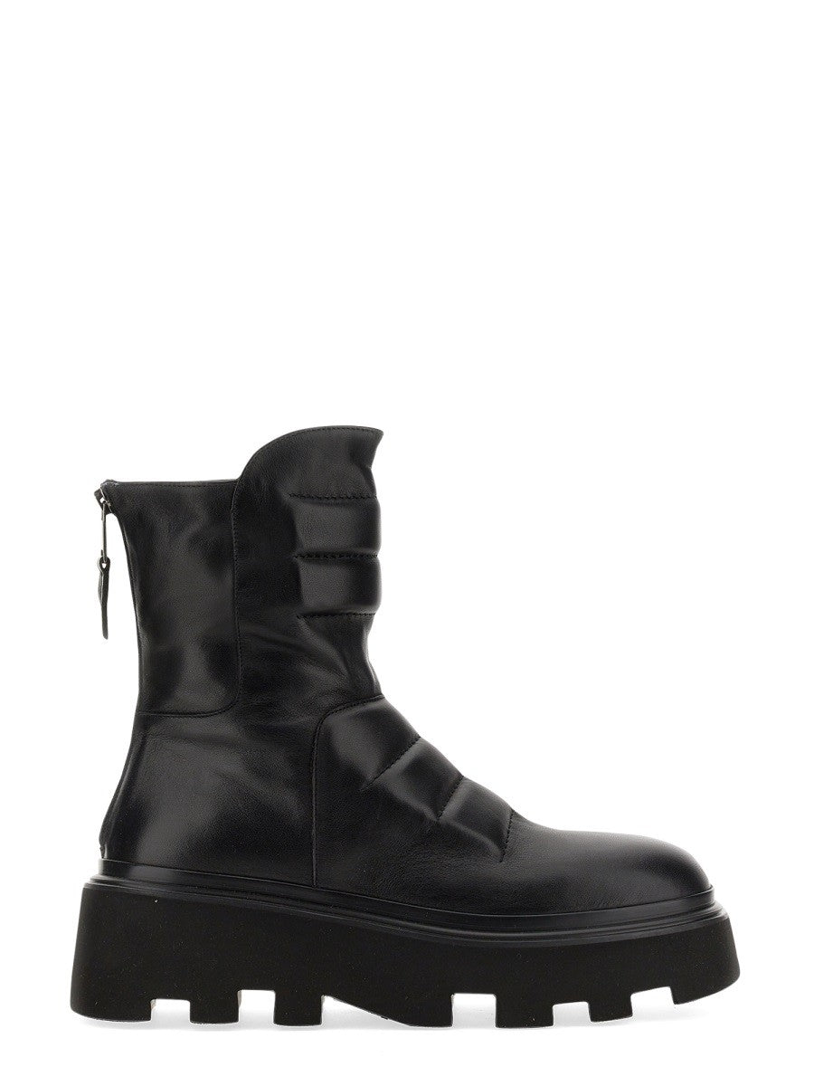 leather-boot