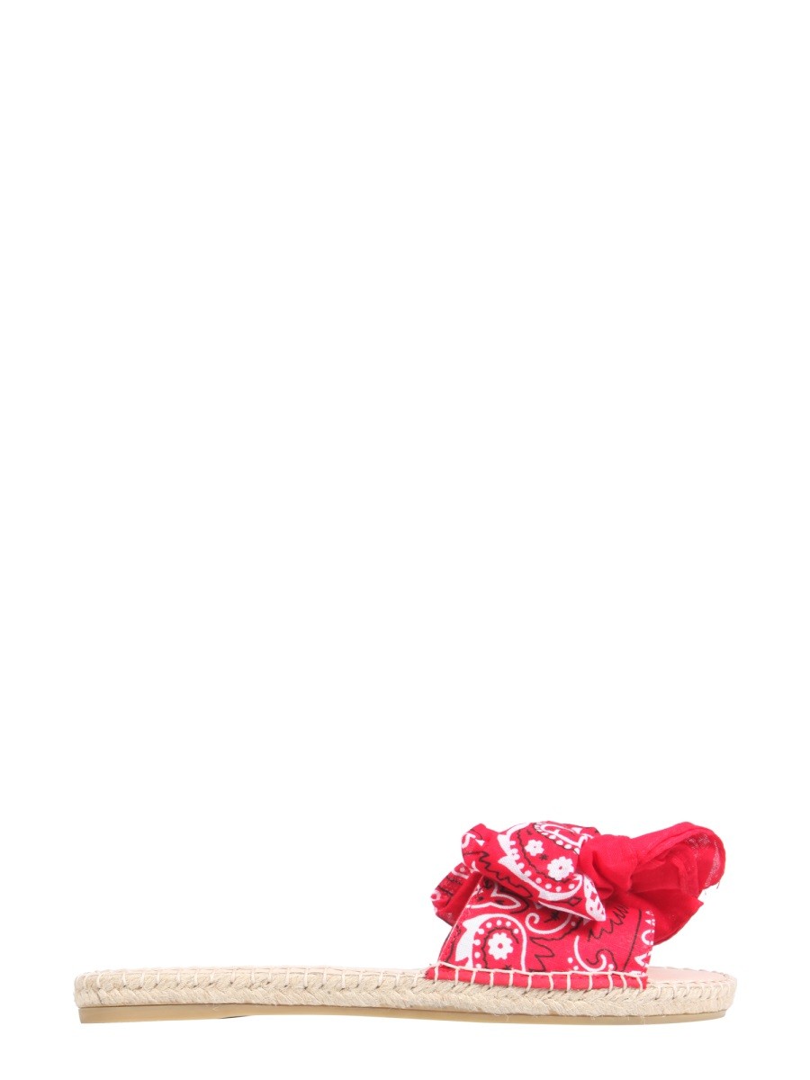 low-sandals-with-bandana-bow