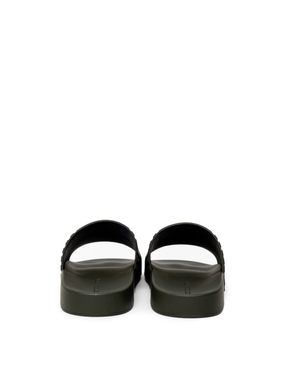 Bottega Veneta Black Rubber Intrecciato Carpet Sliders – Siebentaschen