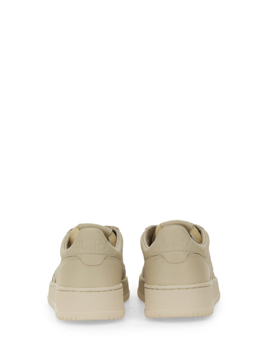 medalist-low-sneaker