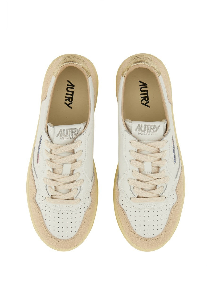 Autry "MEDALIST" PLATFORM SNEAKER