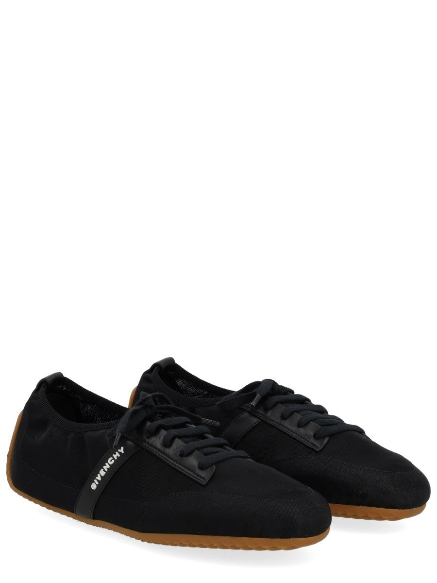 Givenchy MINIMAL "SLIM" SNEAKER