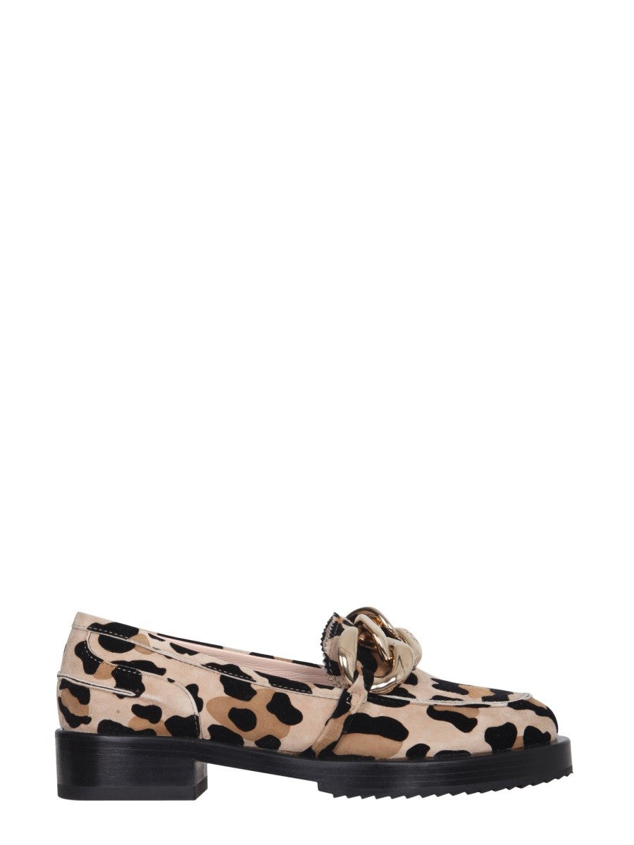 moccasins-with-oversized-chain
