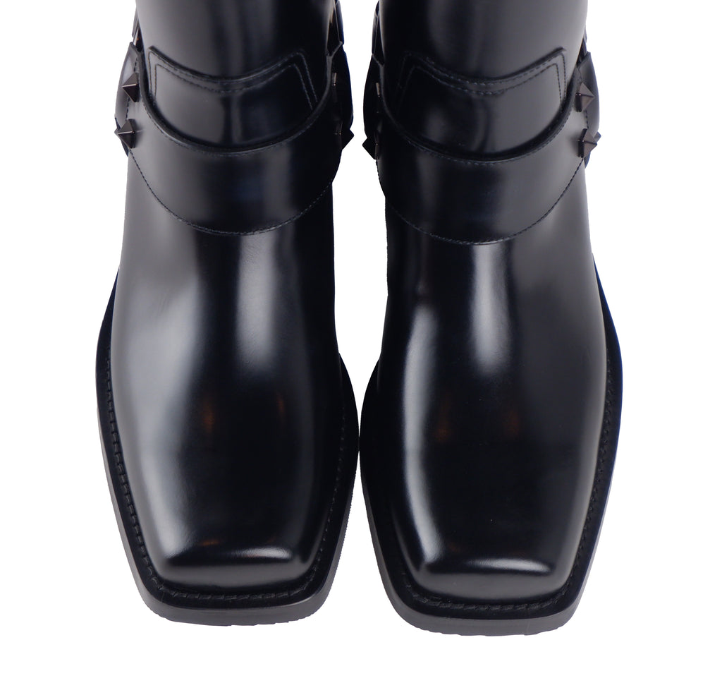 stivaletto pelle borchie