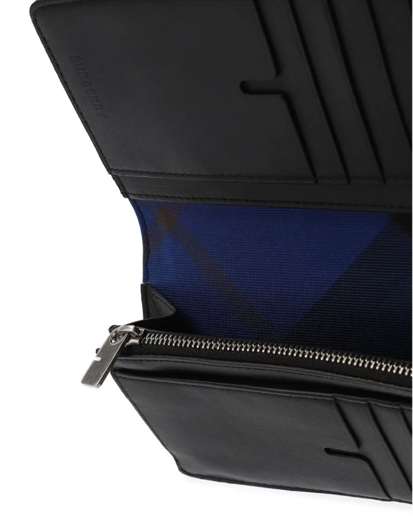 Burberry Man Black Card holder
