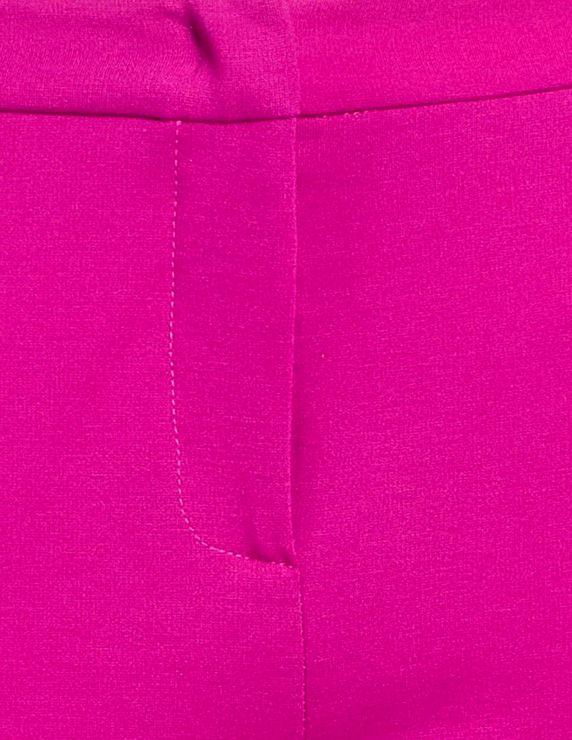 bello pantalone viola