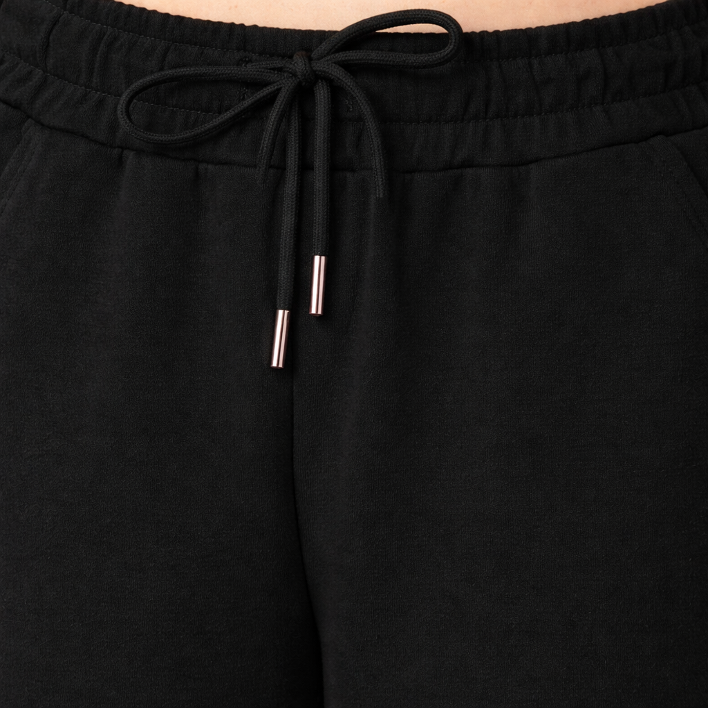 pantaloni neri