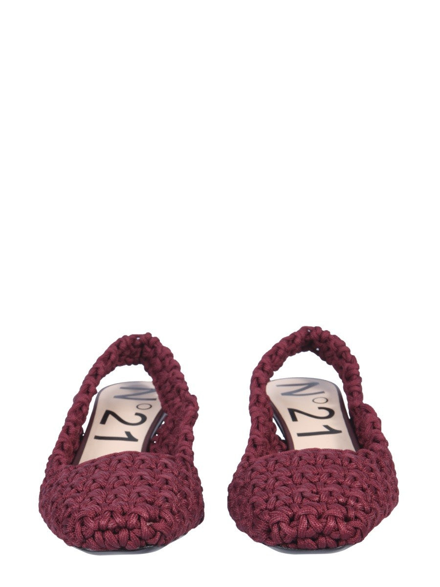 pump-slingback