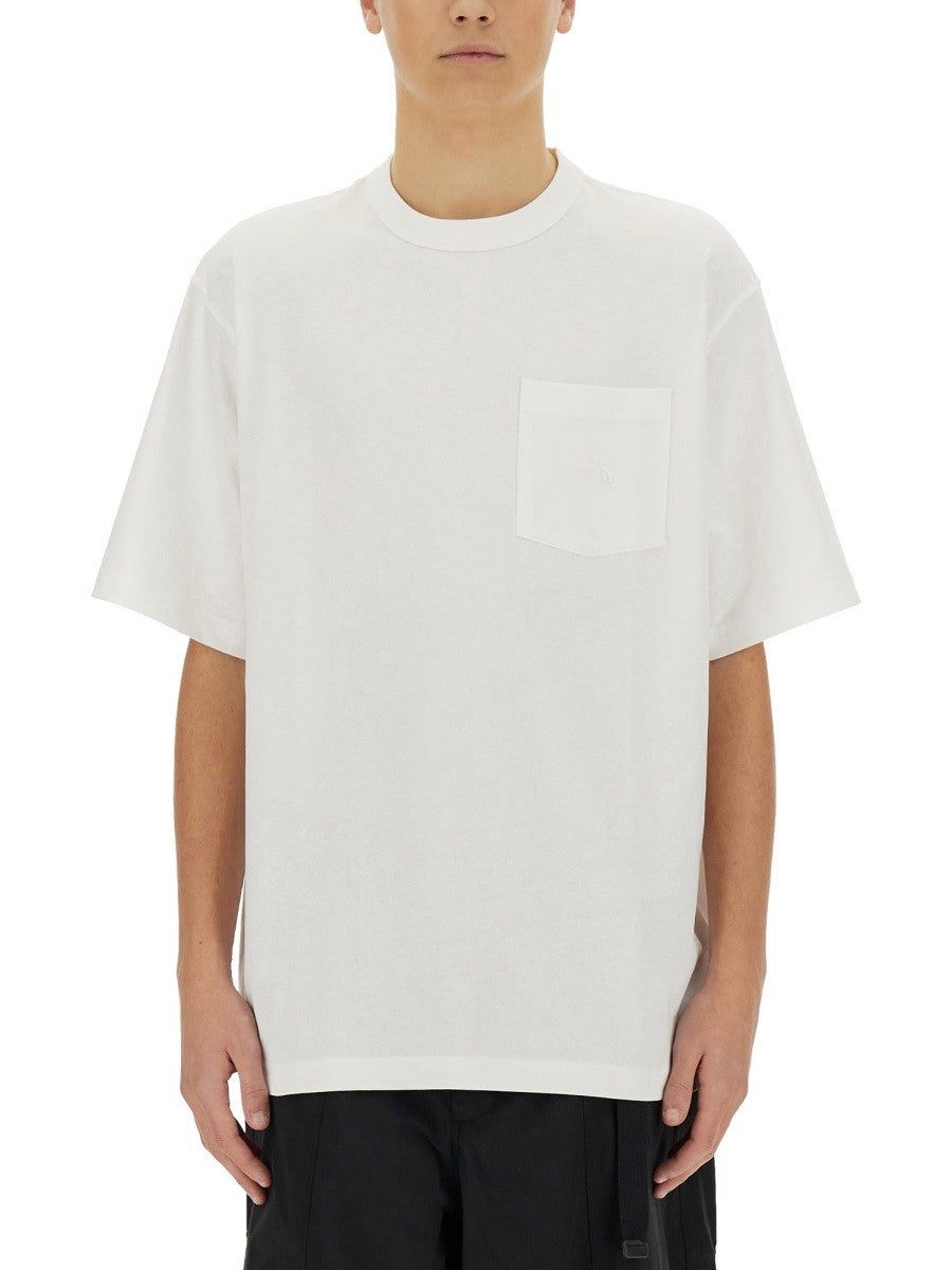 The North Face RELAXED FIT T-SHIRT