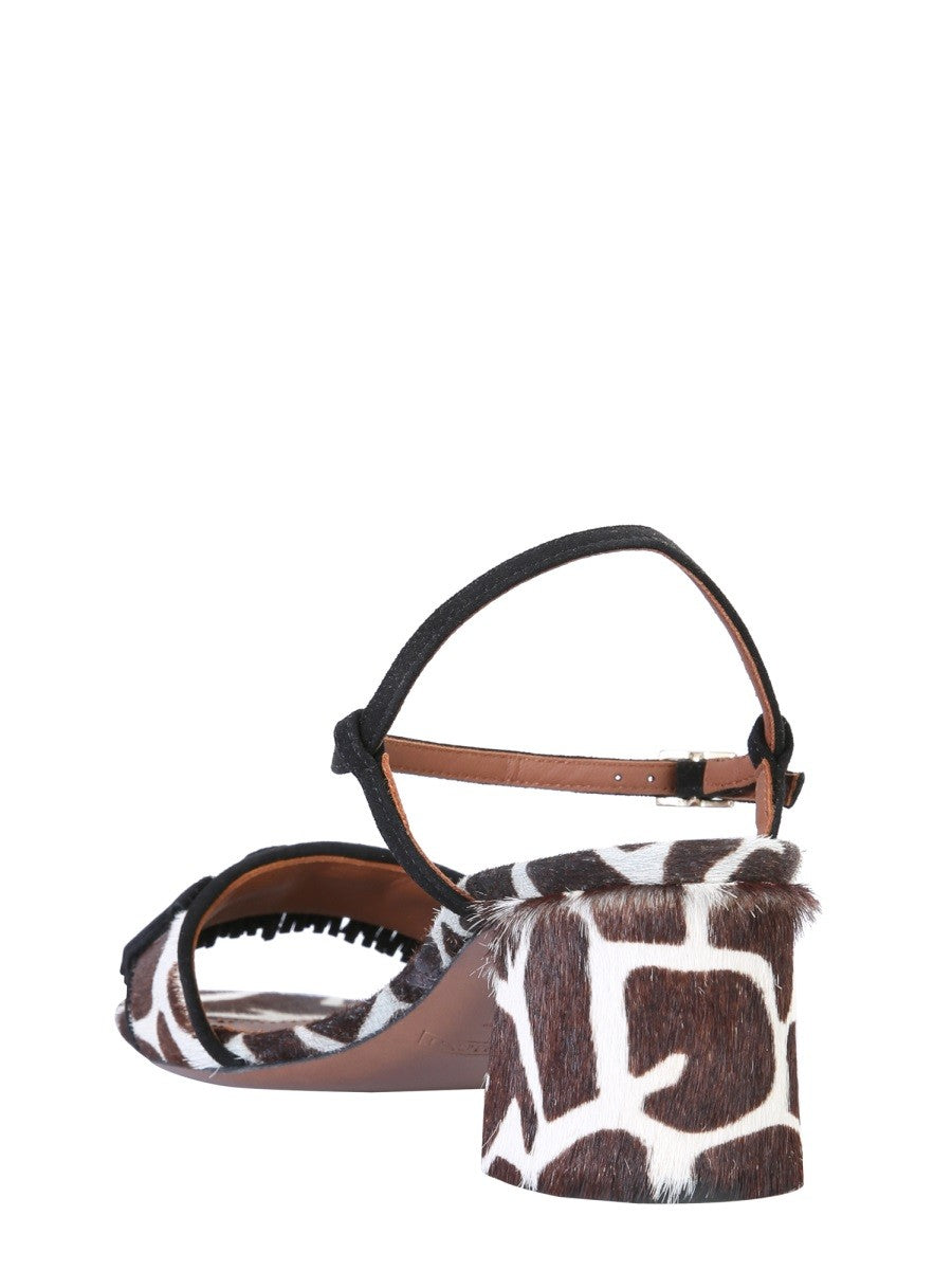 sandals-with-animal-print
