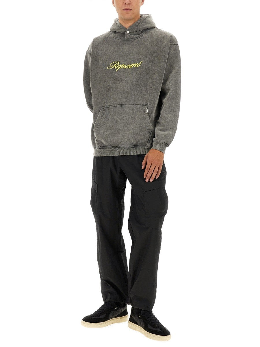 Represent SCRIPT LOGO SWEATSHIRT