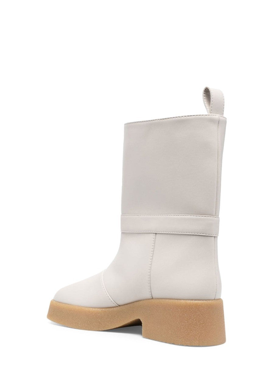 skyla-boot