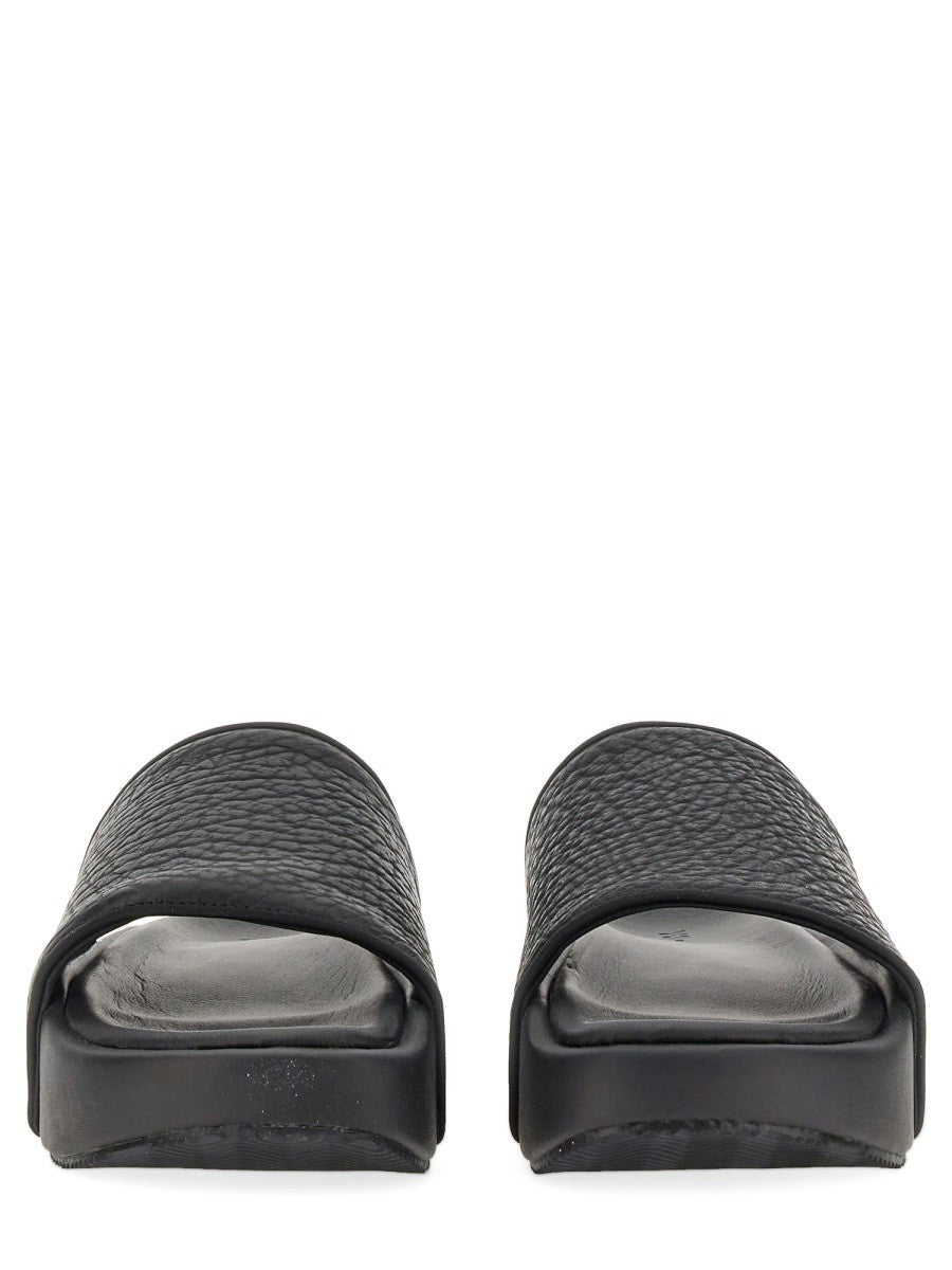 slide-sandal