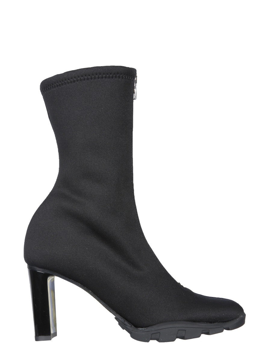slim-tread-boots
