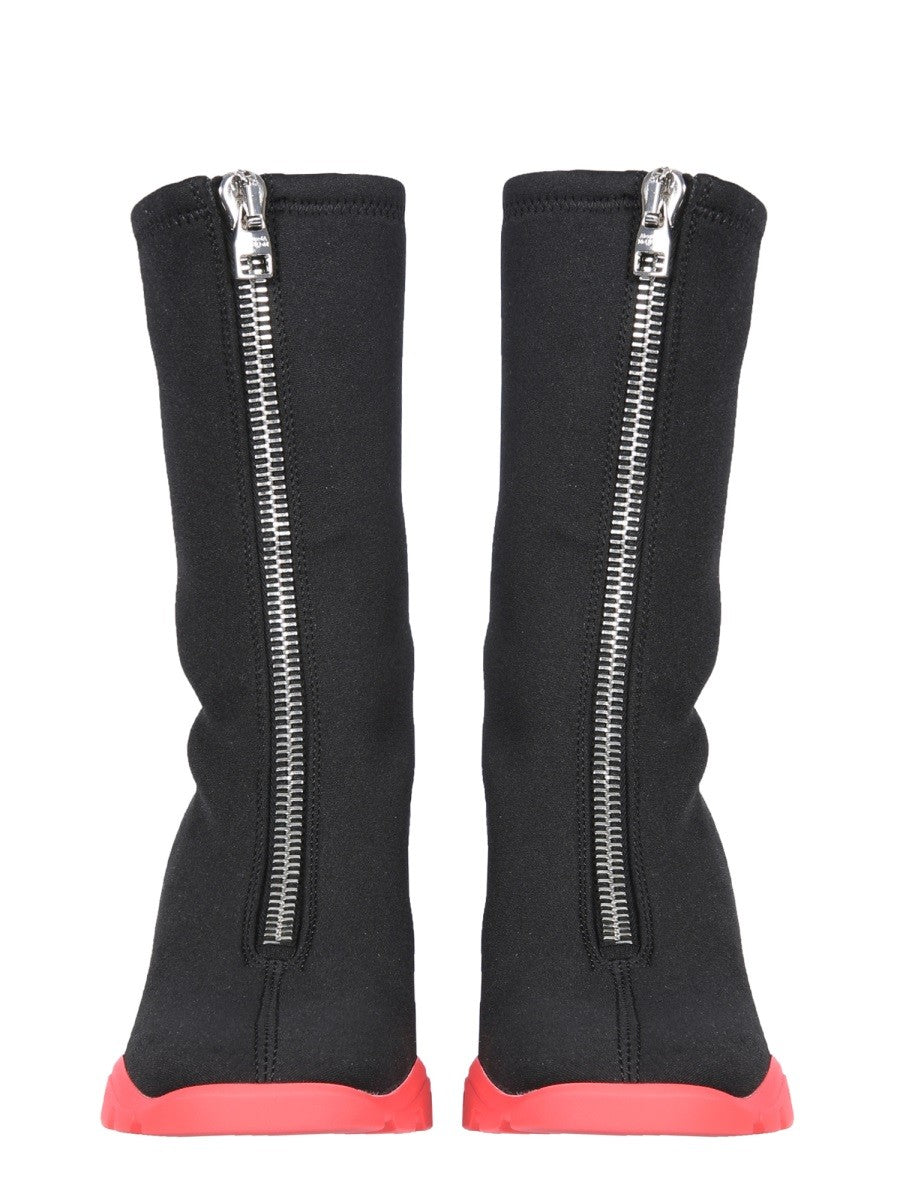 slim-tread-boots