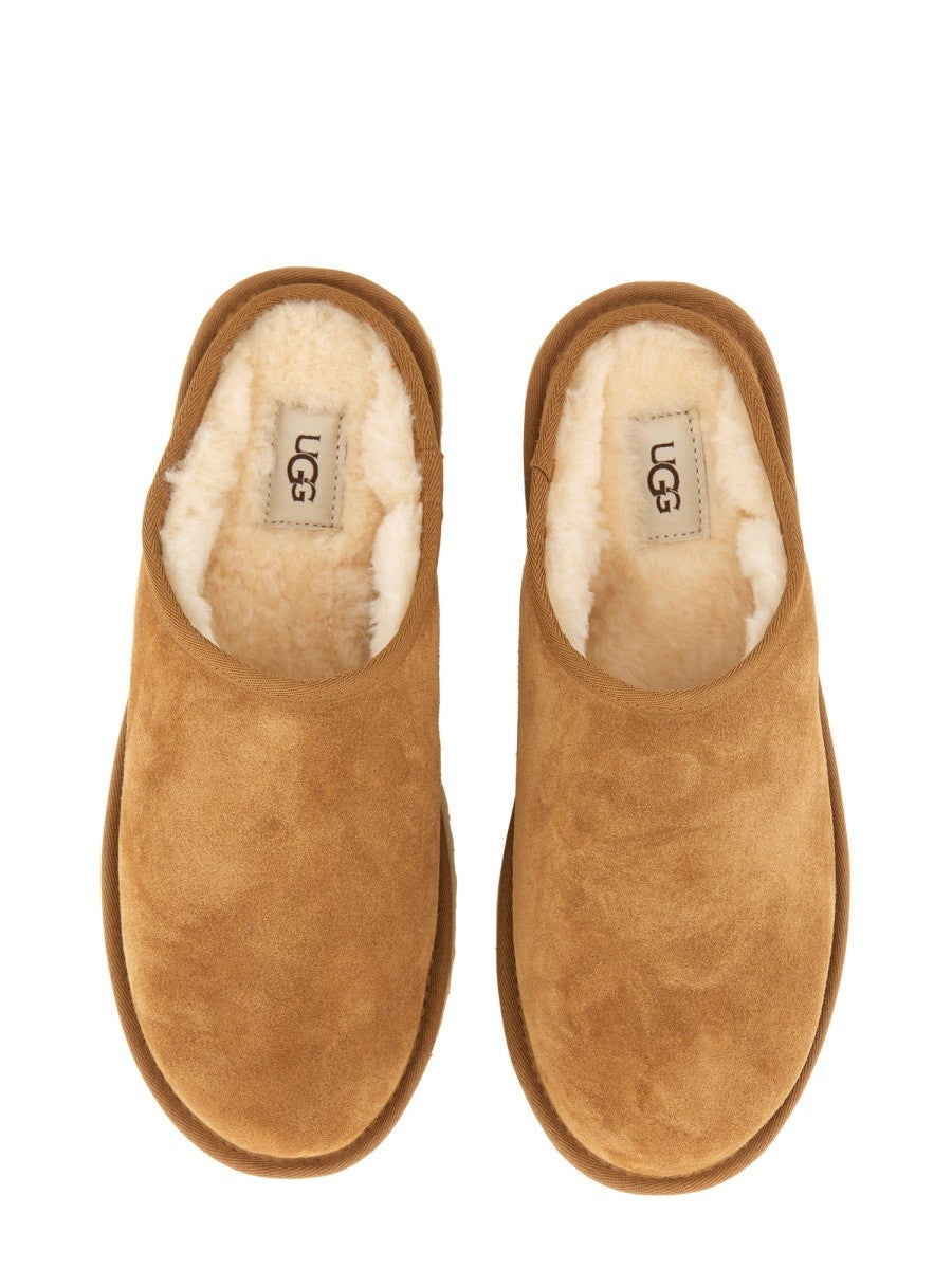 Ugg SLIP ON CLASSIC