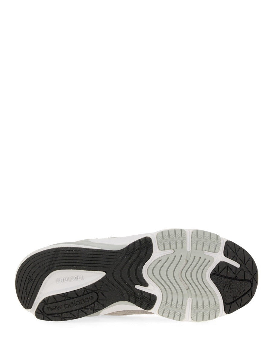 sneaker-990