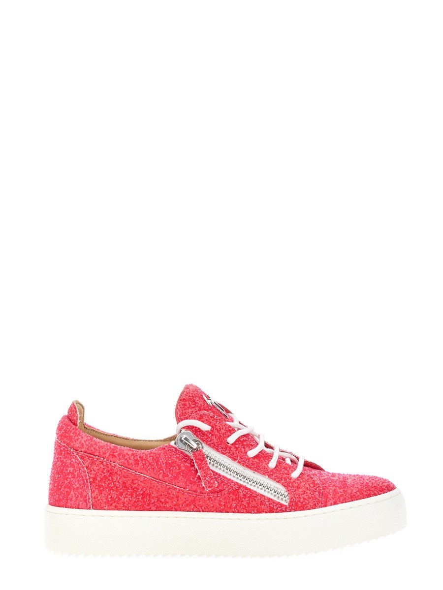 sneaker-gail