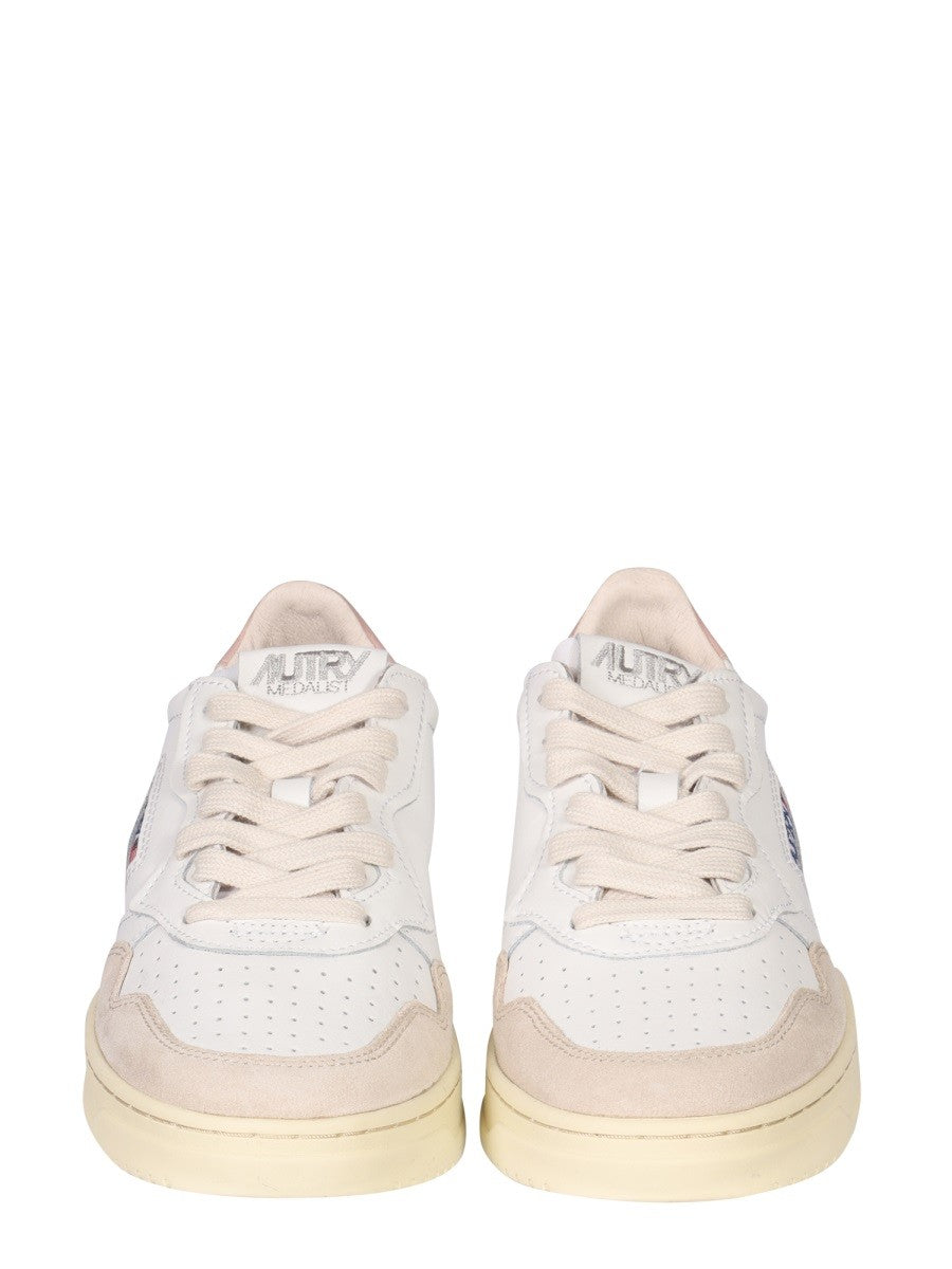 Autry "MEDALIST LOW" SNEAKER