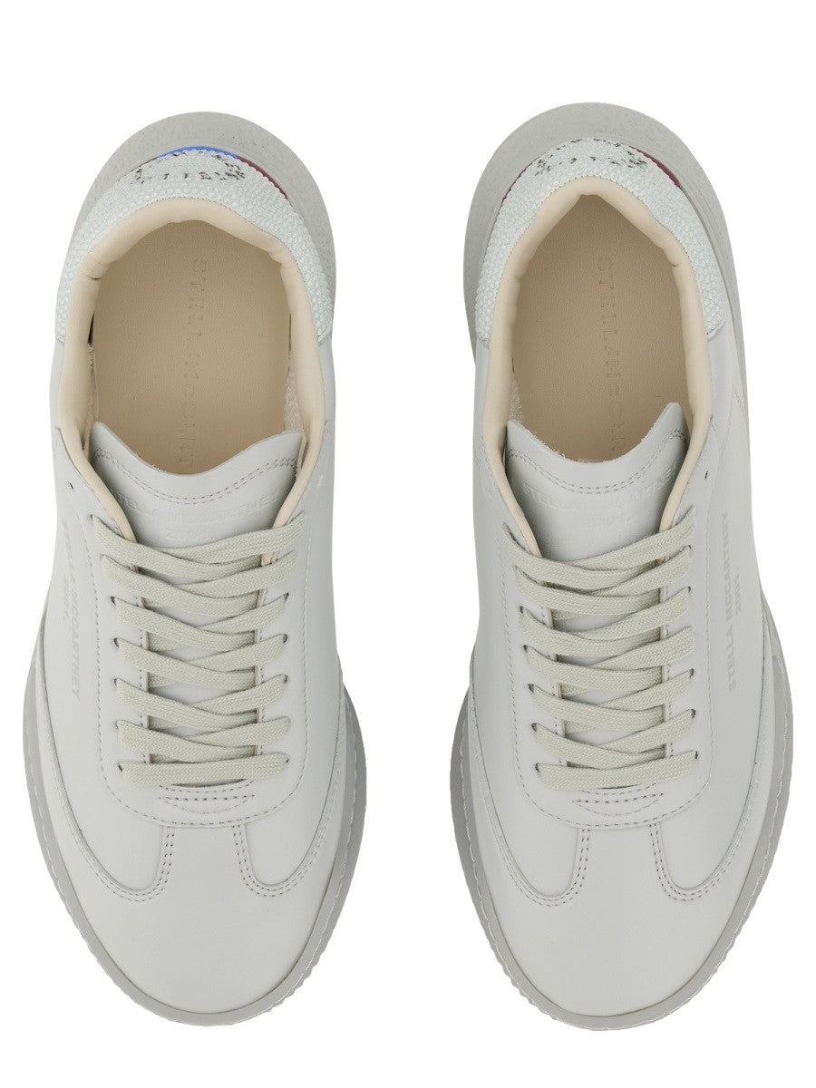 sneaker-loop