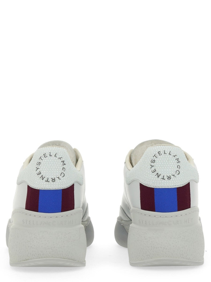 sneaker-loop