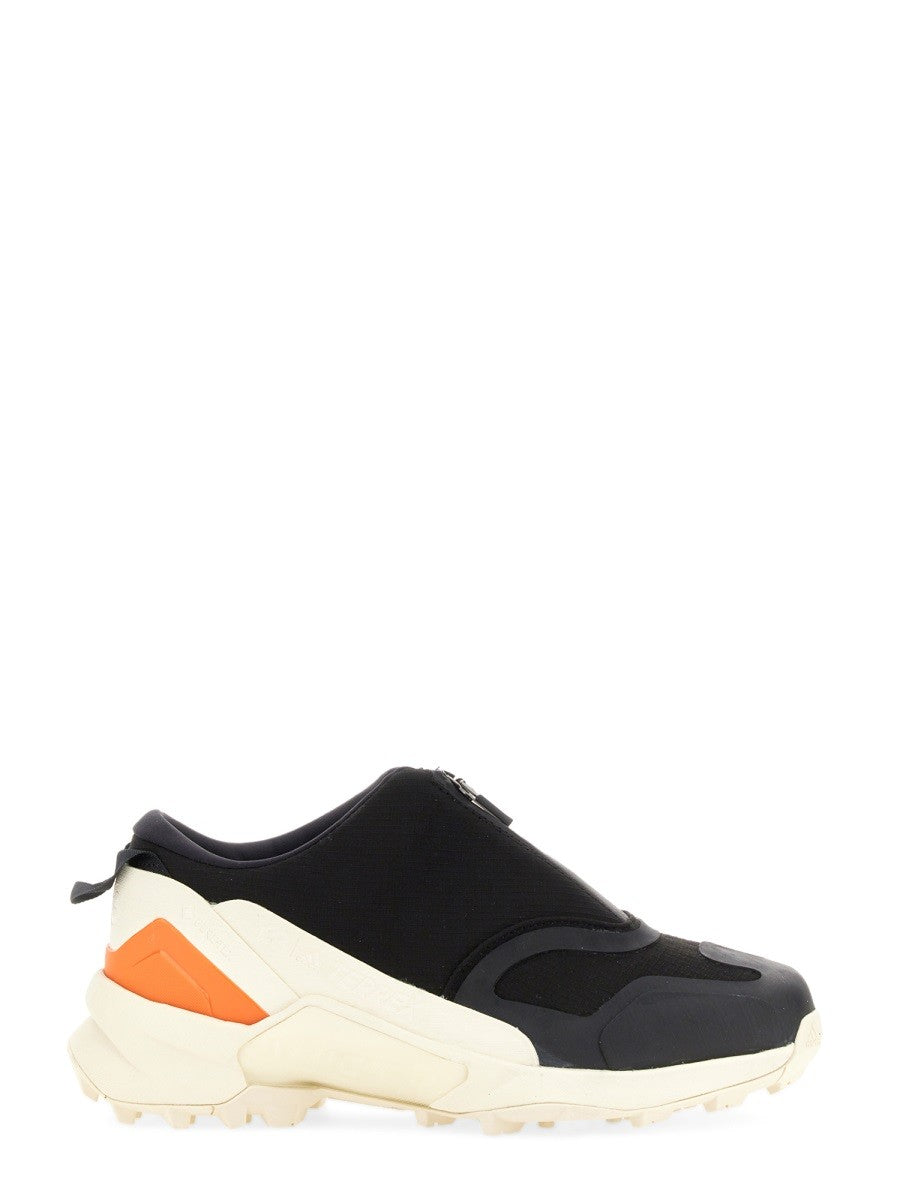 sneaker-terrex-swift-r3-gtx