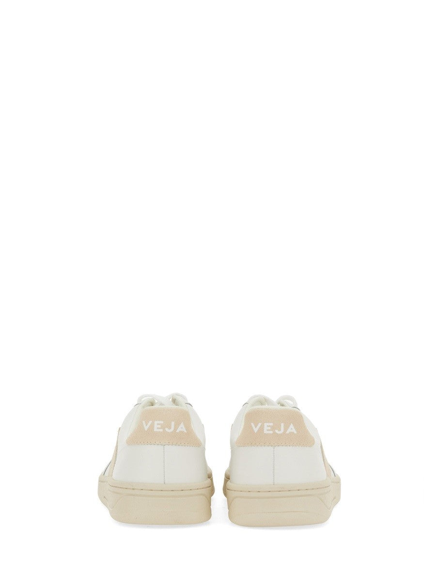 sneaker-v-12