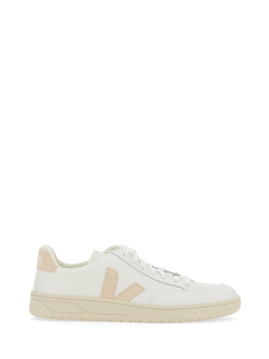 sneaker-v-12