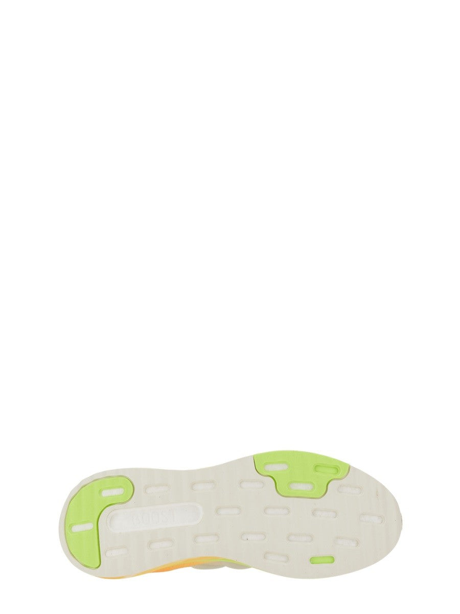 sneaker-xplrboost