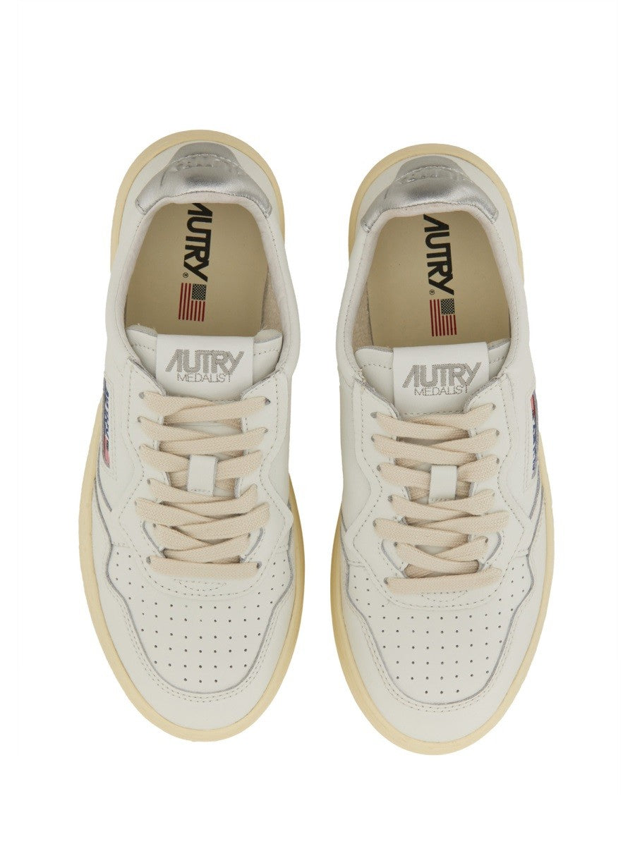 Autry "MEDALIST LOW" SNEAKER
