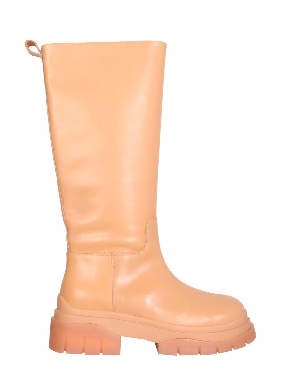 supremium-03-boots