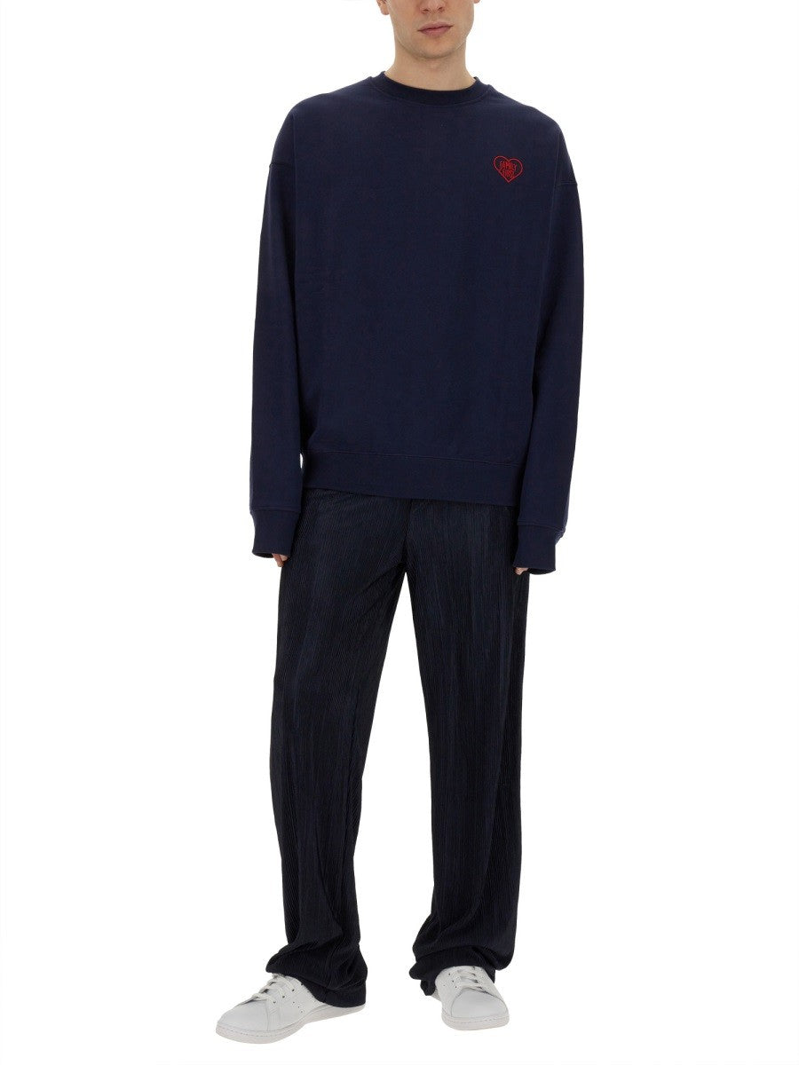 FAMILY FIRST SWEATSHIRT WITH HEART EMBROIDERY