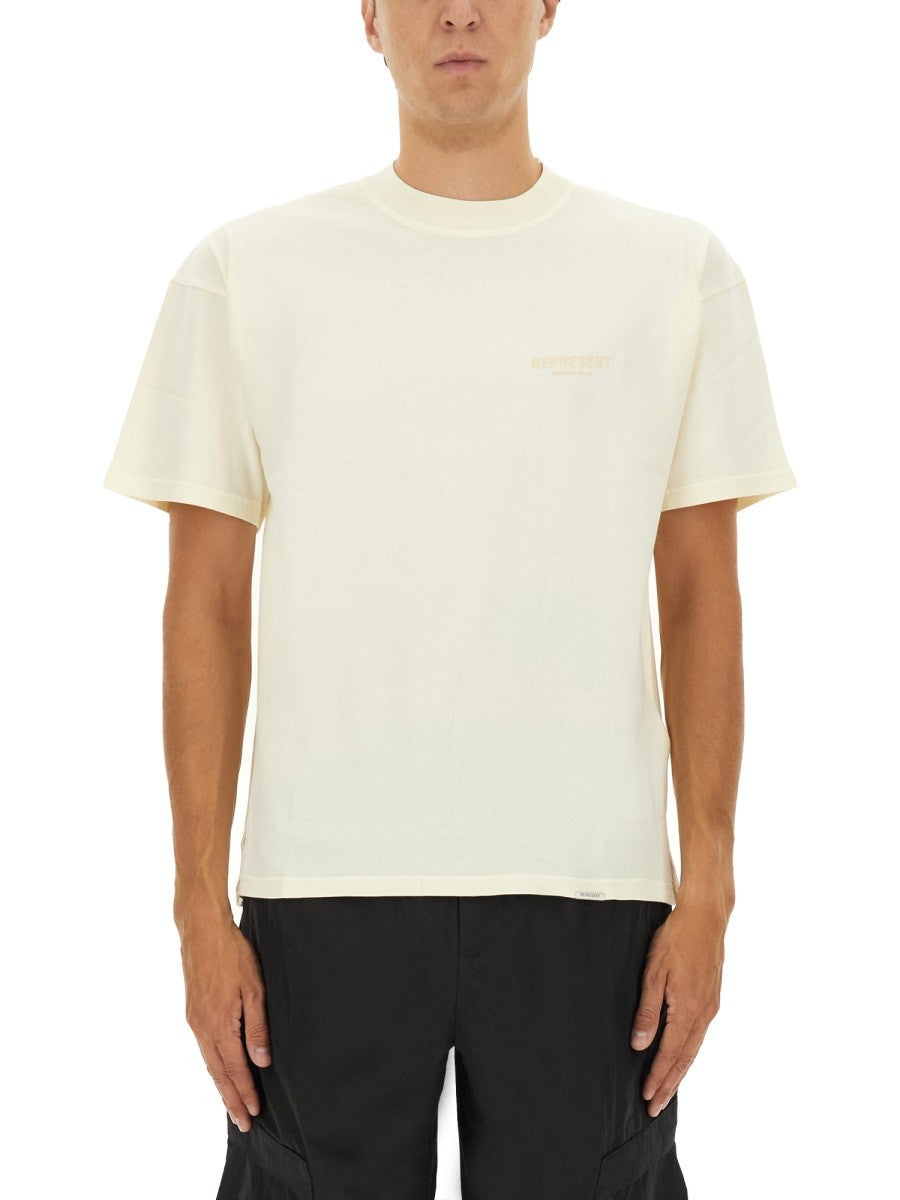 Represent T-SHIRT WITH LOGO